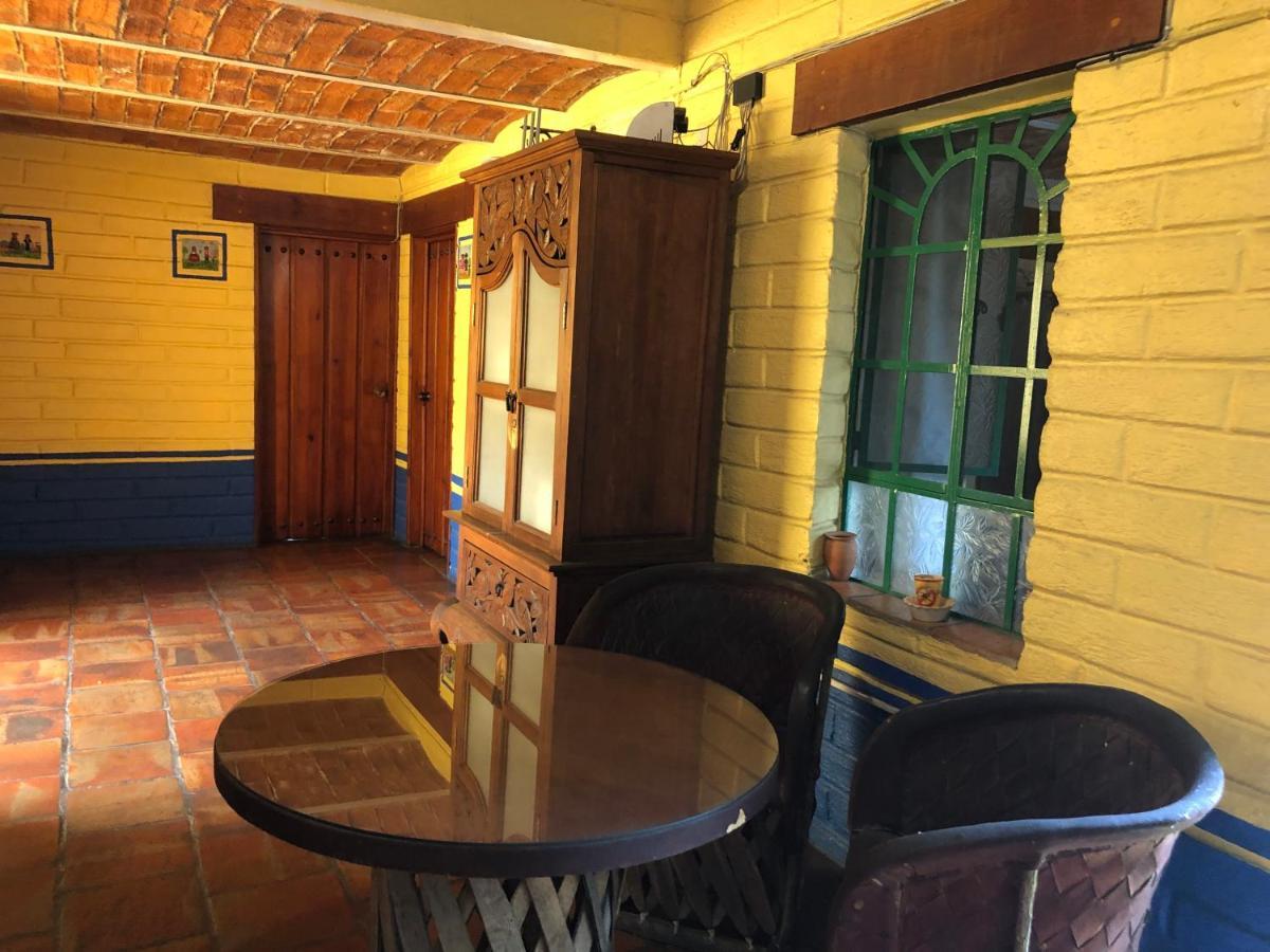 Casa Del Retono Bed & Breakfast Tlaquepaque Exterior photo